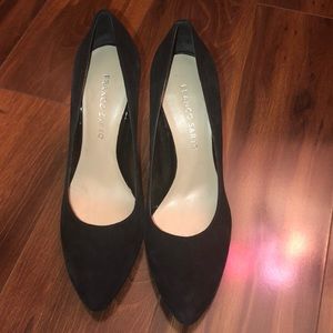 Black mid-height heels